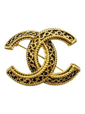 Authentic Vintage CHANEL CC Openwork Filigree Rope Gold Plated Brooch Pin 1108